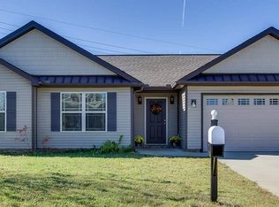 15 Ballarat Ct, Greenville, SC 29605