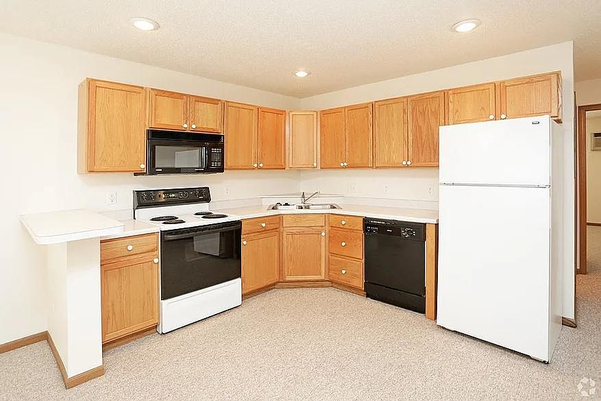 The Village at Sheridan Meadows 711 N 1st St Eldridge IA Zillow