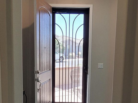 5th image of 42024 W ROSEWOOD Lane