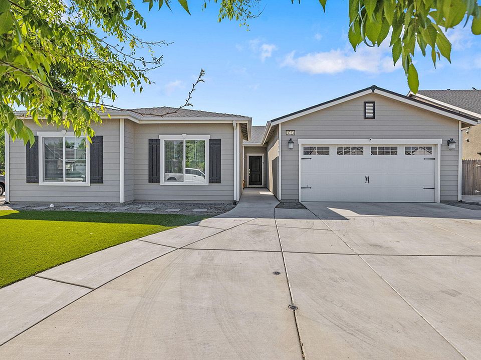 1st image of 3723 W Vine Avenue