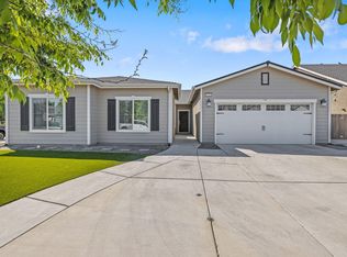 3723 W Vine Avenue, Visalia, CA 93291