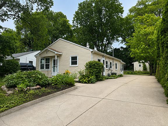 2nd image of 4318 Sheffield Rd