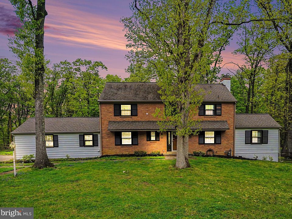 1st image of 5 Forge Mountain Dr