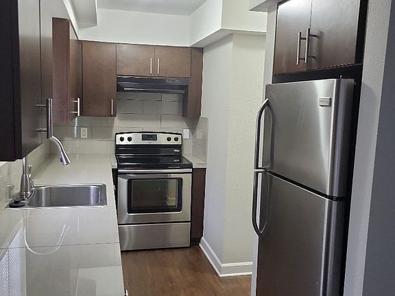 5th image of 3001 E 20th St #3009