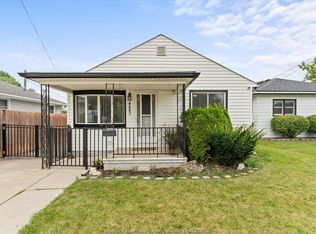 4482 Grand Marais Rd E, Windsor, ON N8W1X7