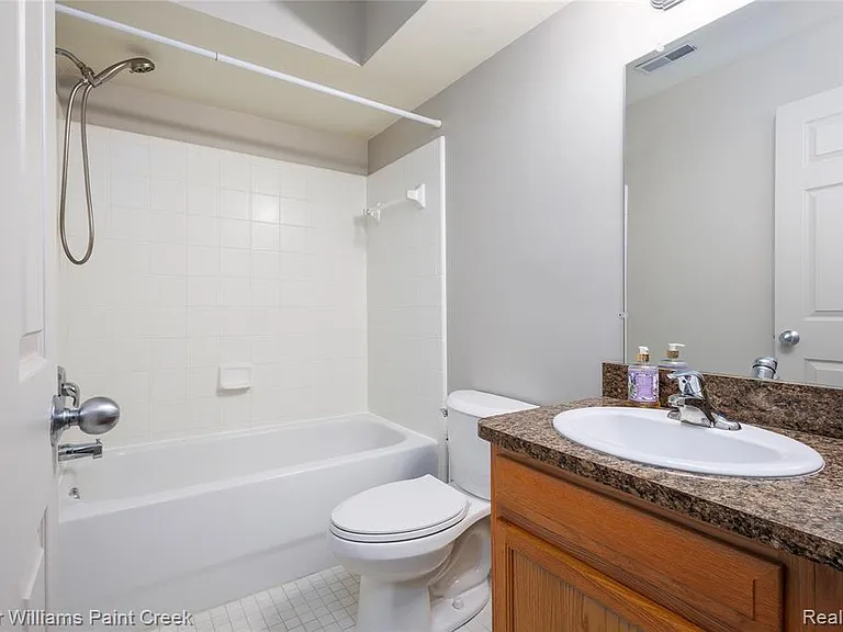 2635 Greenstone Blvd #509 — Photo 22