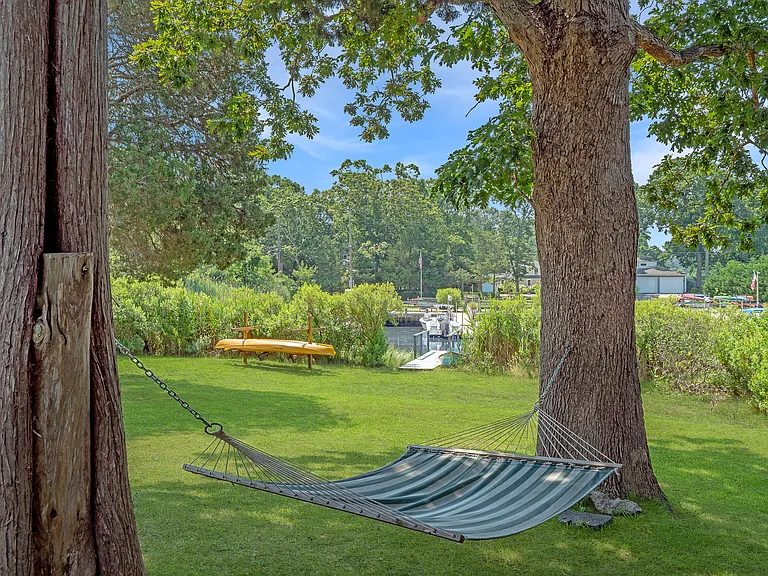 13 Waters Edge Rd — Photo 10