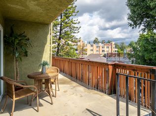 3333 1/2 Wood Ter, Los Angeles, CA 90027