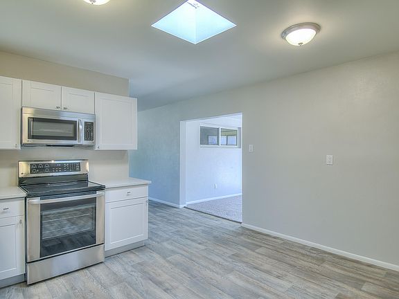 4th image of 2408 Cagua Dr NE