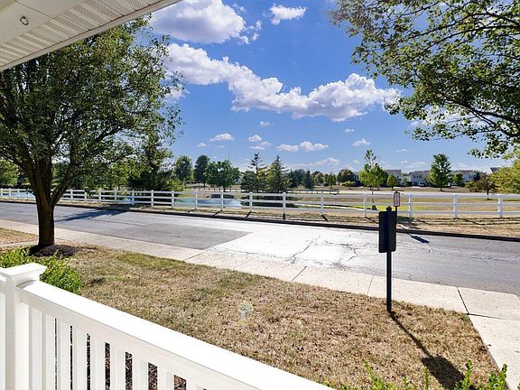 3rd image of 1372 Hepatica St #38
