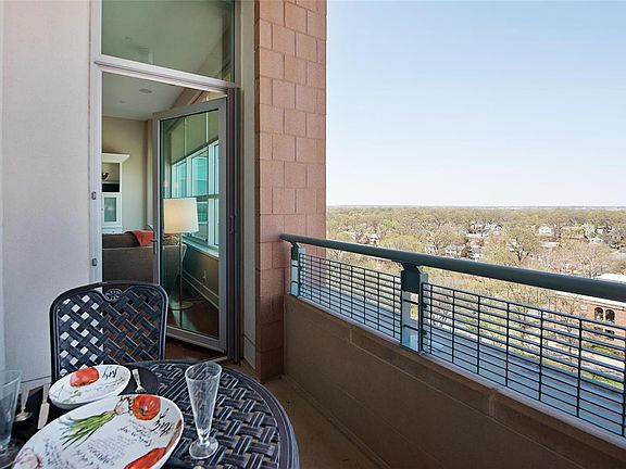 Tea for two, or pasta, or wine and cheese....as you like it on your terrace!