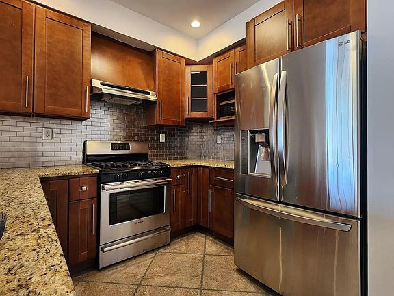 2nd image of 33 Summit Ave #2A