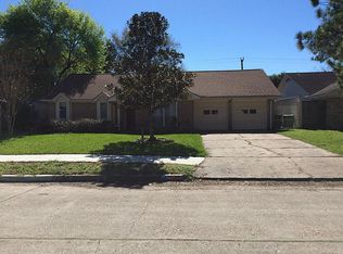 8815 Ariel St, Houston, TX 77074