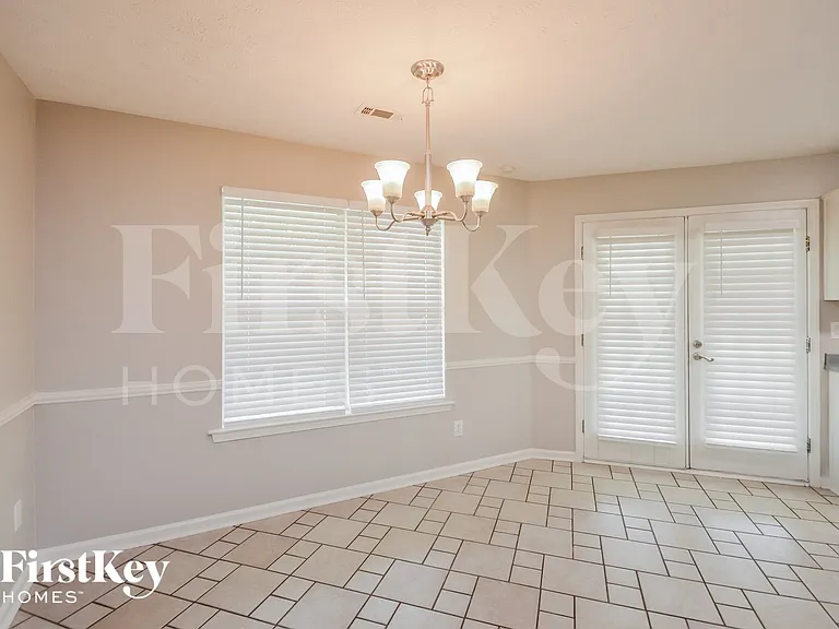 170 Falcon Ridge Dr — Photo 4