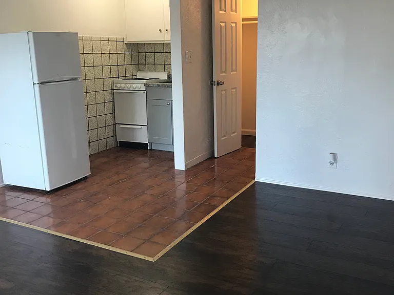3201 Adeline St #3 — Photo 5