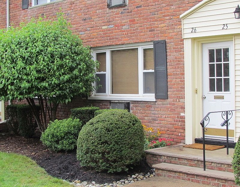 1st image of 59 Roseland Ave APT 25