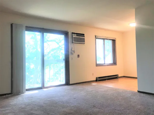 916 N Oak St #2, Madison, WI 53704