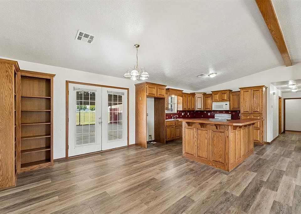 1st image of 107 Cottonwood Rd