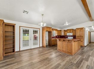 107 Cottonwood Rd, Davis, OK 73030
