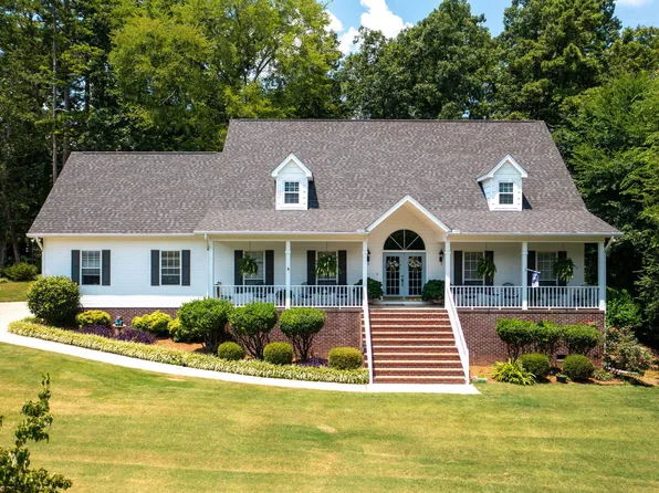 2359 Violette Dr, Soddy Daisy, TN 37379