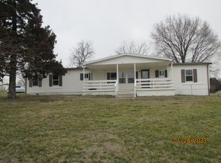 25661 County Road 305, Pittsburg, MO 65724