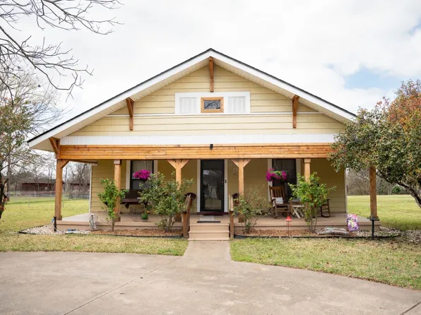 801 S Hall St, Ennis, TX 75119