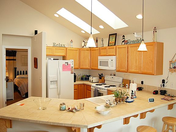 5th image of 329 N Wynoochee Dr SW