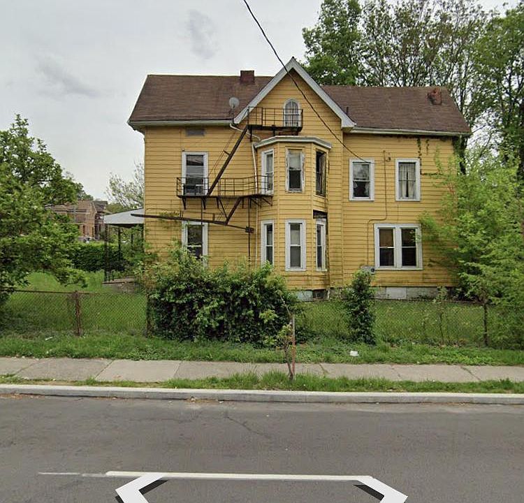 1st image of 3491 Harvey Ave