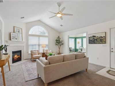 923 NE Devon Dr, Lees Summit, MO, 64064