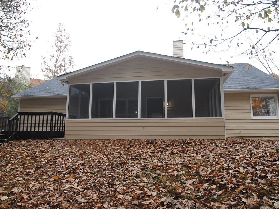 2nd image of 300 Indus Ln