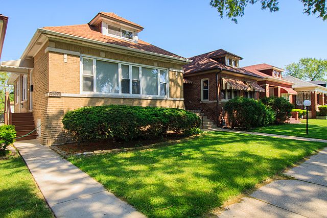 1st image of 9329 S Eberhart Ave