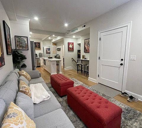 2nd image of 5 Garden Ct APT 1