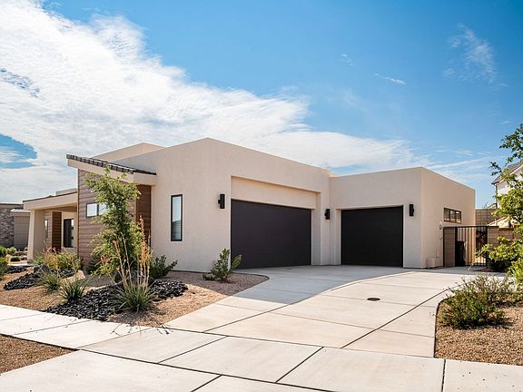 2nd image of 899 W Bronze Plateau Dr
