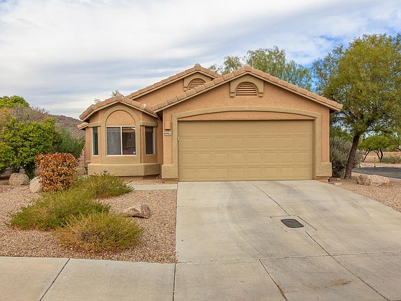 3rd image of 8965 N Misty Brook Dr