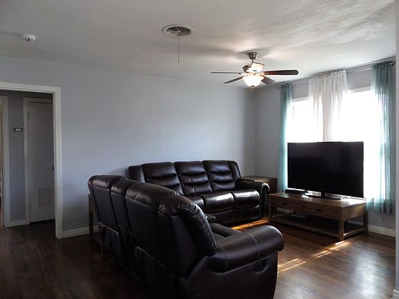 5th image of 1201 Redondo Dr
