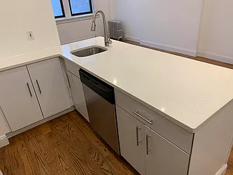 Rented by Salon Realty Corp