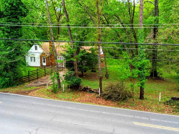 10979 Stuart Mill Rd, Oakton, VA 22124