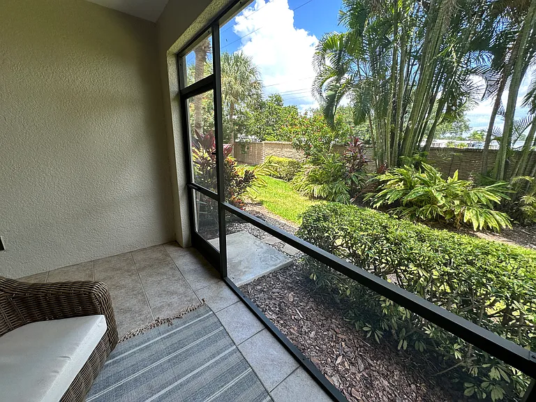 4085 Overture Cir — Photo 10