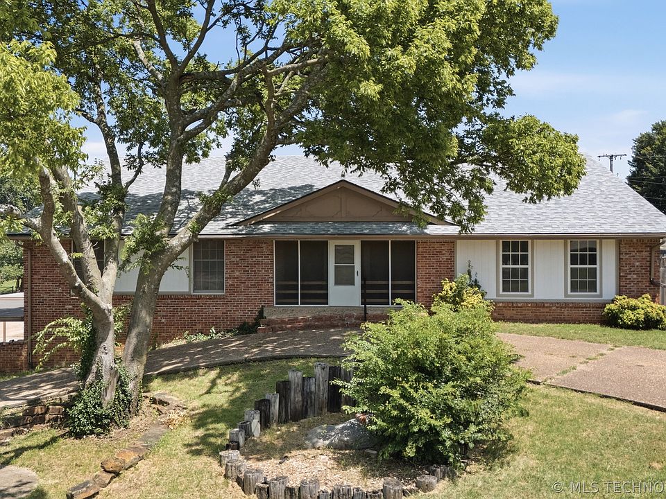 1st image of 4000 Lakeview Dr