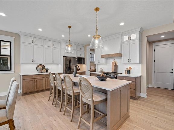3rd image of 1915 NE Pond View Ct