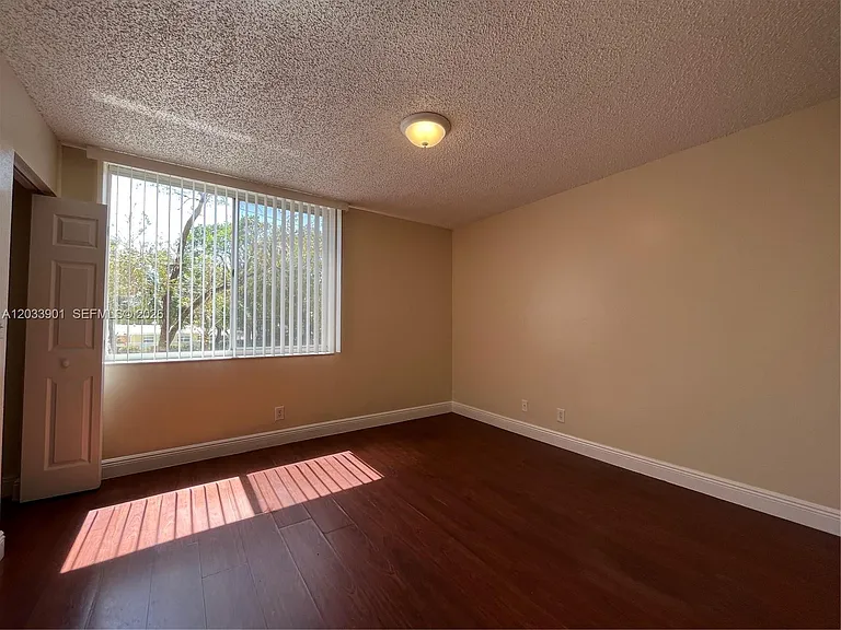 4015 W McNab Rd #D212 — Photo 13