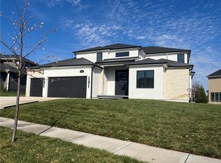 12400 W 170th St, Overland Park, KS 66221