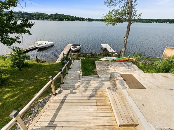 66-66B Lake Attitash Rd, Amesbury, MA 01913