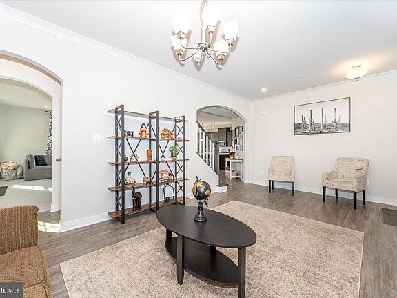 5th image of 9703 Blandwood Way