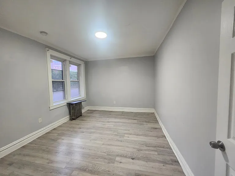 190 Carroll St #35E — Photo 6
