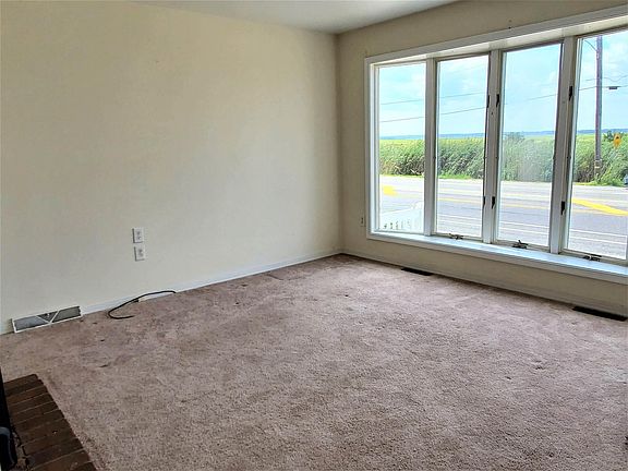 3rd image of 4027 West Ave #4027