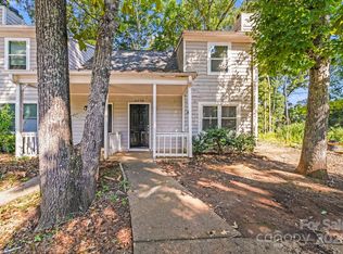 6226 Spanish Oak Rd, Charlotte, NC 28227