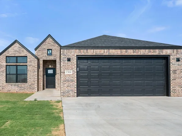 1304 Farmhouse Ave, Wolfforth, TX 79382