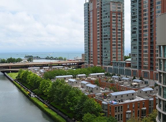 2nd image of 480 N McClurg Ct APT 1215