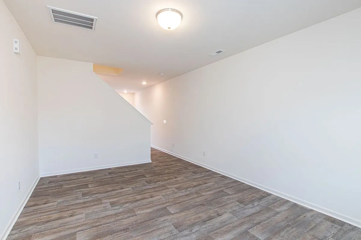 Building Photo - 7048 Duncan Acres Dr